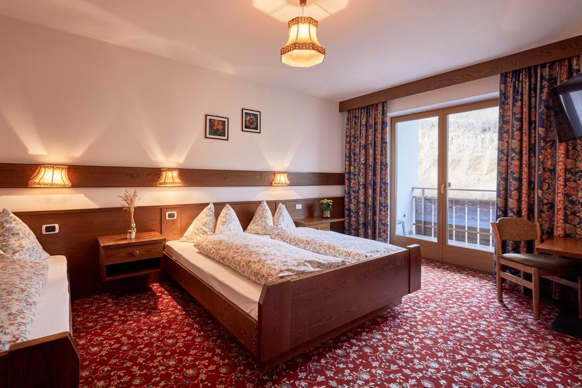 Ferienpension Zummuellerhof Natz-Schabs 외부 사진